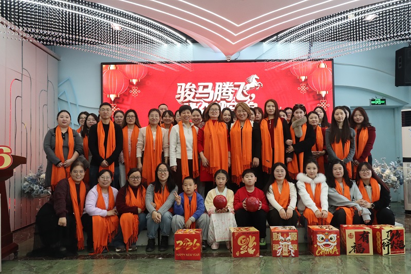 Guangzhou Ruijia Packaging Products Co., Ltd. Гуанчжоу Ruijia Packaging Products Co., Ltd.